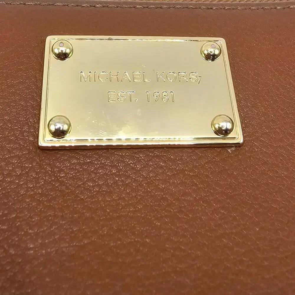 Michael Kors Brown Jet Set Travel Continental Leather Wallet with Gold Hardware